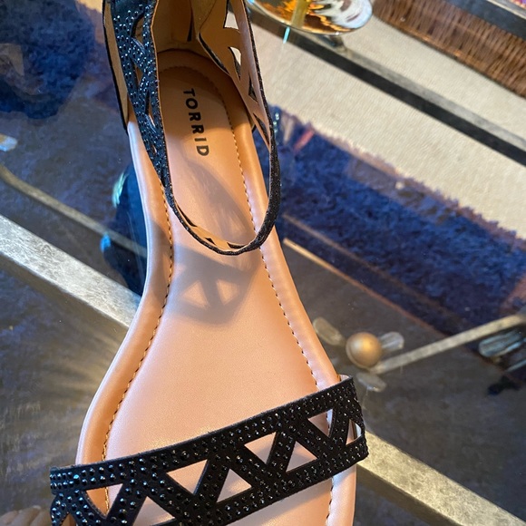 Beautiful - Picture 2 of 7